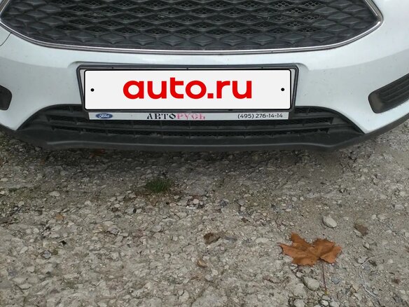 2017 Ford Focus III Рестайлинг, белый - вид 3
