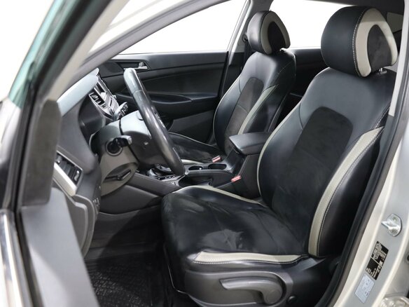 2018 Hyundai Tucson III, серебристый, 2170000 рублей - вид 9