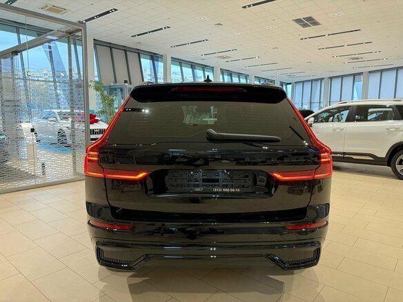 2026 Volvo XC60 II Рестайлинг 2, чёрный, 6650000 рублей - вид 7