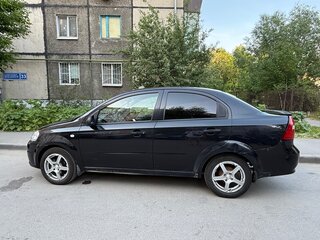 2011 Chevrolet Aveo I Рестайлинг, чёрный, 220000 рублей, вид 3