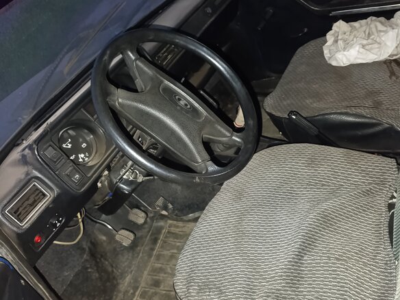 2005 Lada (ВАЗ) 2105, синий, 85000 рублей - вид 4