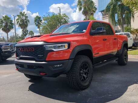 2026 Ram 1500 TRX SRT V Рестайлинг, красный, 14700000 рублей, вид 3