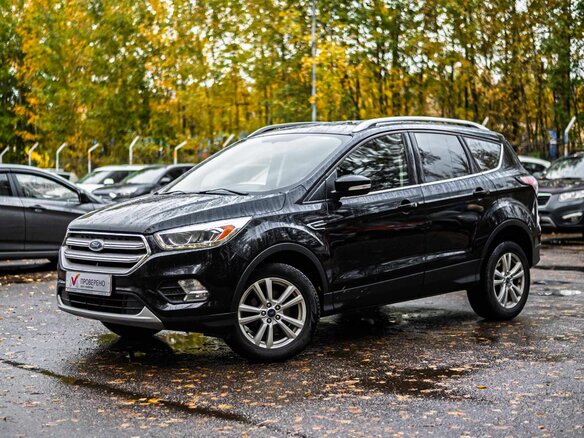 2018 Ford Kuga II Рестайлинг, чёрный, 1644000 рублей