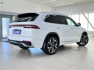2023 Geely Monjaro I, белый, 3255000 рублей, вид 2