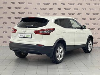 2019 Nissan Qashqai II Рестайлинг, белый, 1990000 рублей, вид 4
