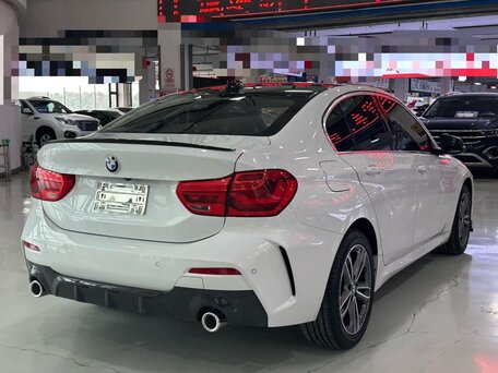 2023 BMW 1 серии 120i III (F52) Рестайлинг, белый, 1450000 рублей, вид 4