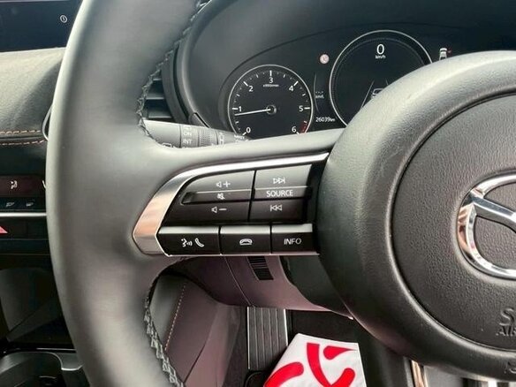 2023 Mazda 3 IV (BP), красный, 1380333 рублей - вид 23