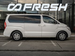 2012 Hyundai Grand Starex I, белый, 2220000 рублей, вид 5