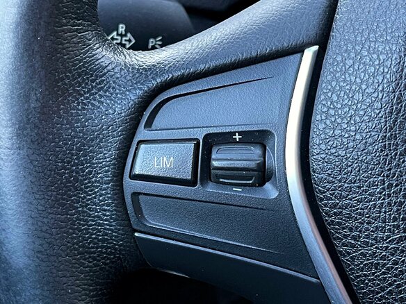 2016 BMW 3 серии 318i VI (F3x) Рестайлинг, белый, 1899000 рублей - вид 12