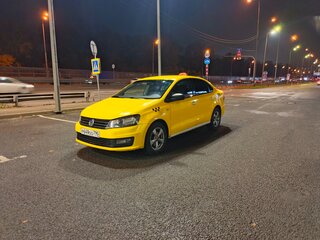 2020 Volkswagen Polo V Рестайлинг, жёлтый, 640000 рублей, вид 1