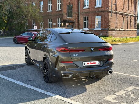 2021 BMW X6 30d III (G06), зелёный, 7090000 рублей, вид 4