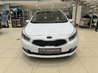 2015 Kia Ceed II, белый, 1380000 рублей, вид 2