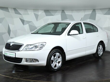 2013 Skoda Octavia II (A5) Рестайлинг, белый, 909000 рублей, вид 1