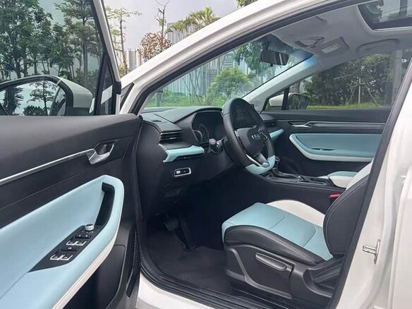 2022 Geely Emgrand S, белый, 995000 рублей - вид 7