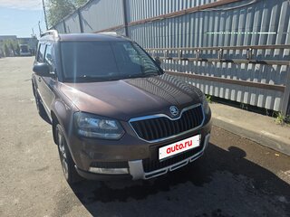 2015 Skoda Yeti I Рестайлинг, коричневый, 1150000 рублей, вид 1