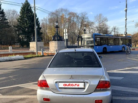 2007 Mitsubishi Lancer IX Рестайлинг, серебристый, 145000 рублей, вид 4
