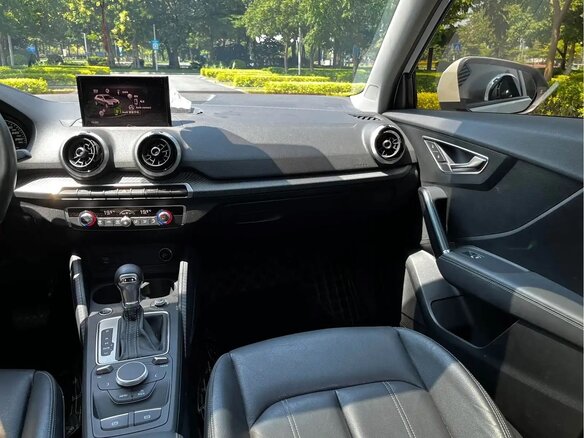 2023 Audi Q2 L 35 TFSI I Рестайлинг, белый, 2030000 рублей - вид 15
