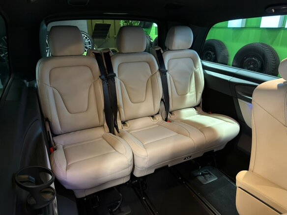 2026 Mercedes-Benz V-Класс Extra Long 300 d экстра длинный III (W447) Рестайлинг 2, чёрный, 14500000 рублей - вид 12