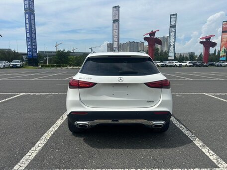 2022 Mercedes-Benz GLA 180 II (H247), белый, 2560000 рублей, вид 5