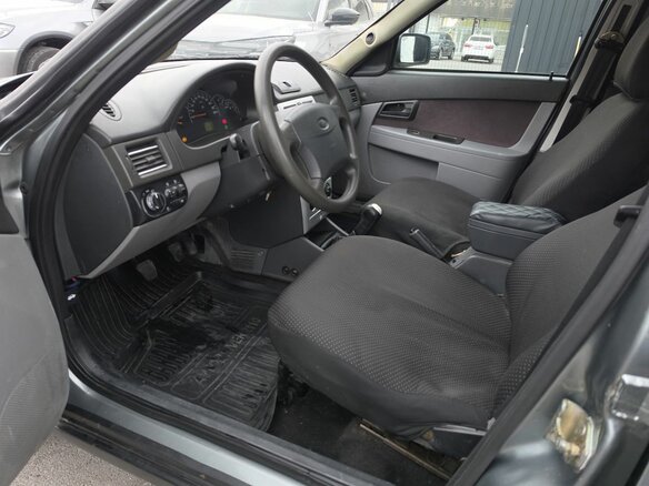 2008 Lada (ВАЗ) Priora Premier I, серый, 299007 рублей - вид 9
