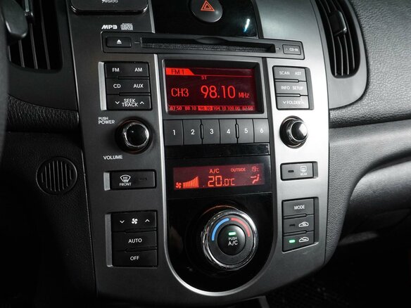 2009 Kia Cerato 5-speed II, серый - вид 15