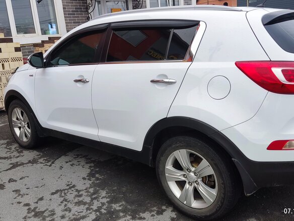 2012 Kia Sportage III, белый, 1350000 рублей - вид 1