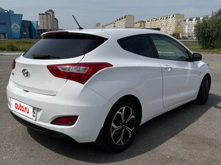 2013 Hyundai i30 II, белый, 935000 рублей, вид 4