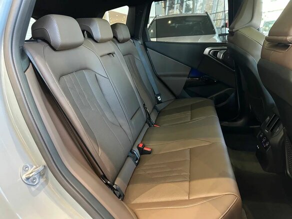 2026 BMW X3 20d xDrive IV (G45/G48), серый, 9900000 рублей - вид 9