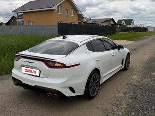 2018 Kia Stinger I, белый, 2199999 рублей, вид 4
