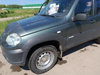 2012 Chevrolet Niva I Рестайлинг, зелёный, 350000 рублей, вид 3