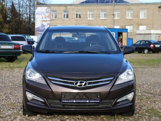 2014 Hyundai Solaris I Рестайлинг, коричневый, 949000 рублей, вид 2