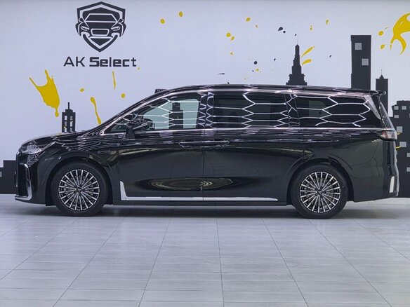 2026 Voyah Dream I Рестайлинг, чёрный, 8700000 рублей - вид 3
