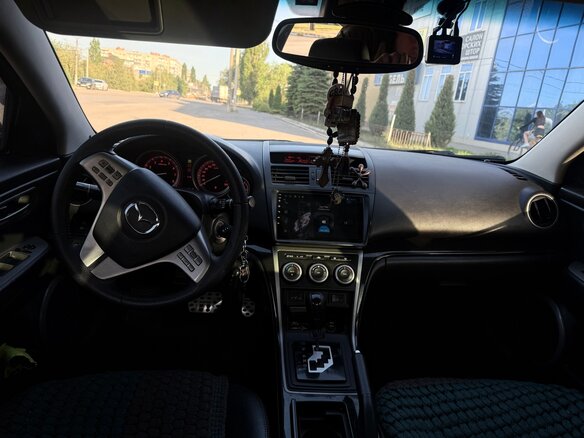 2008 Mazda 6 II (GH), пурпурный, 870000 рублей - вид 6