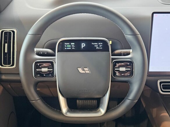 2025 Li Auto (Lixiang) L9 52.3 kWh I Рестайлинг, чёрный - вид 13