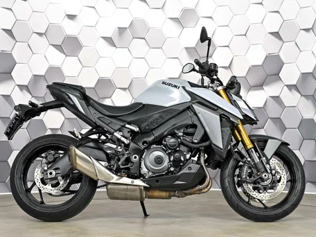 2022 Suzuki GSX-S 1000, серый, 1099000 рублей, вид 3