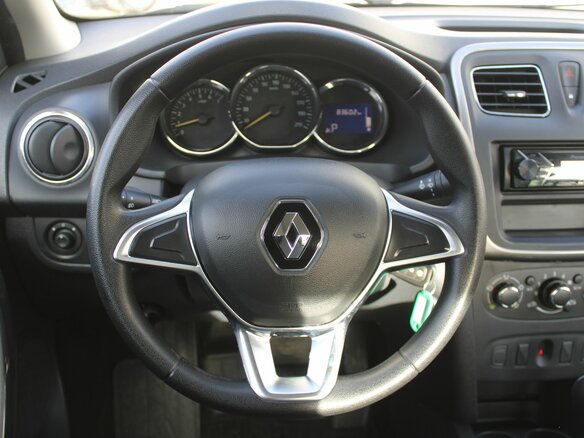 2018 Renault Logan II Рестайлинг, коричневый, 950000 рублей - вид 10