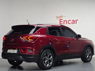 2022 SsangYong Korando IV, пурпурный, 1533000 рублей, вид 3