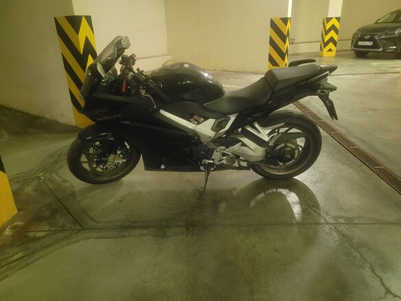 2014 Honda VFR 800, чёрный, 700000 рублей - вид 7