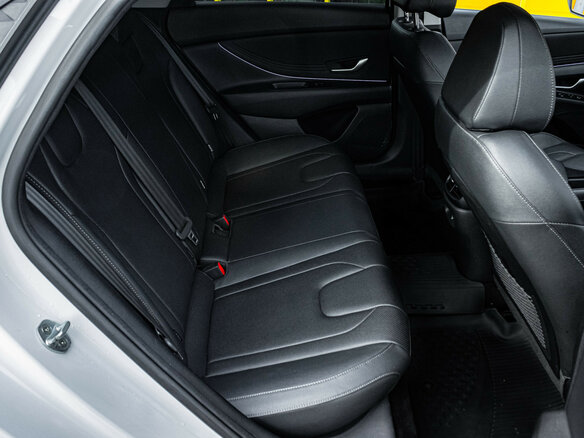 2023 Hyundai Elantra N Line VII (CN7) Рестайлинг, белый, 1920000 рублей - вид 7