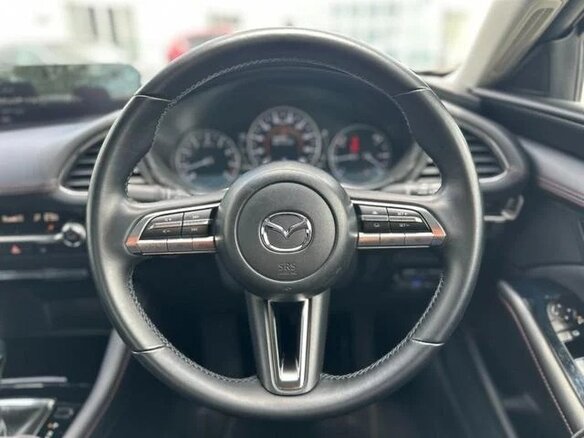 2022 Mazda 3 IV (BP), белый, 1200000 рублей - вид 10