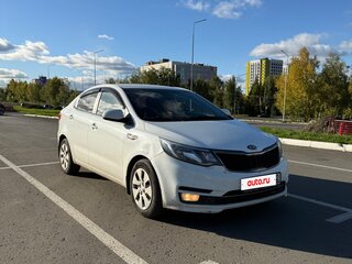2015 Kia Rio III Рестайлинг, белый, 1000000 рублей, вид 1