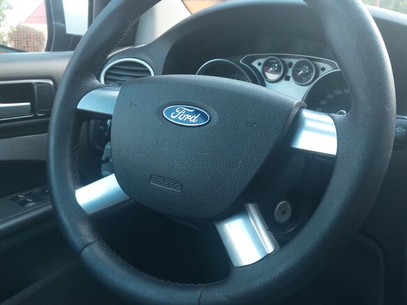 2009 Ford Focus II Рестайлинг, белый, 480000 рублей - вид 7