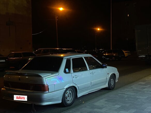 2004 Lada (ВАЗ) 2115, белый, 135000 рублей - вид 3