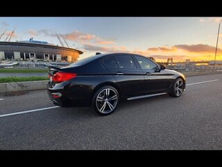 2018 BMW 5 серии 530i xDrive VII (G30/G31/G38), чёрный, 3315000 рублей, вид 4