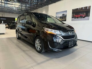 2017 Honda Freed II, чёрный, 1370000 рублей, вид 3