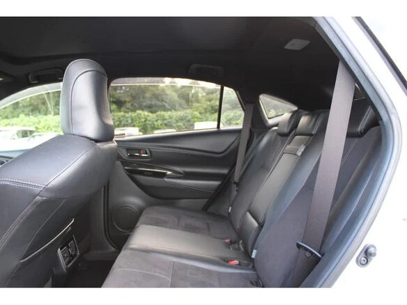 2017 Toyota Harrier III (XU60) Рестайлинг, белый, 2400000 рублей - вид 27