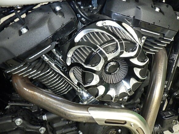 2023 Harley-Davidson Low Rider ST, бежевый, 2170000 рублей - вид 14