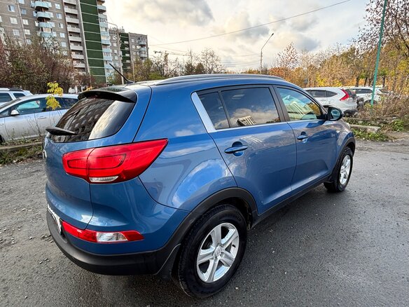 2014 Kia Sportage III Рестайлинг, синий, 1230000 рублей - вид 8