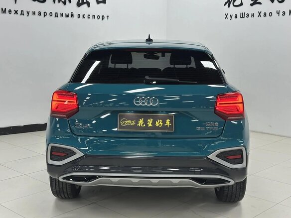 2022 Audi Q2 L 35 TFSI I Рестайлинг, синий, 2100000 рублей - вид 5