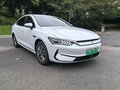 2023 BYD Qin Plus EV 500 I, белый, 1450005 рублей - вид 2